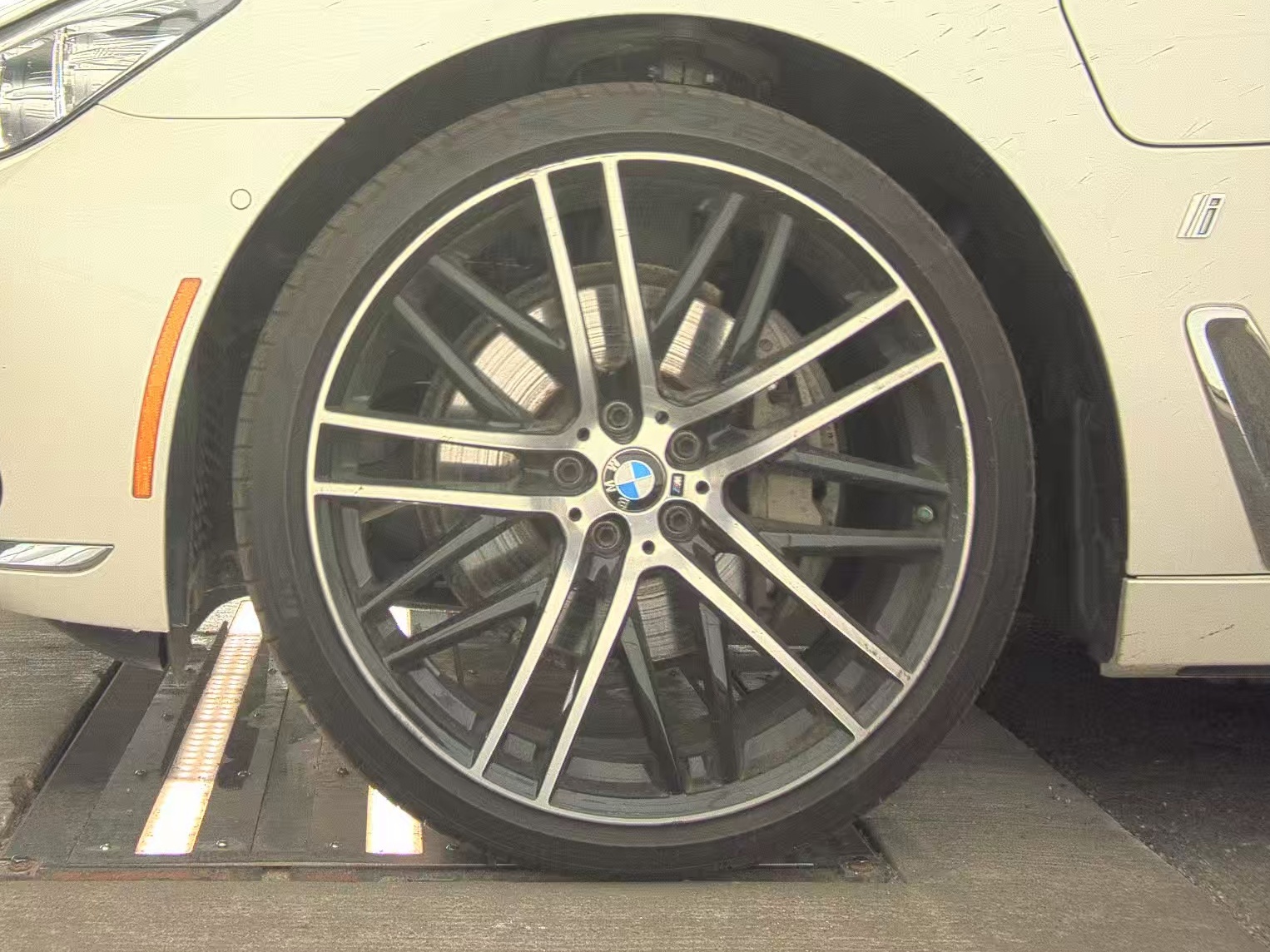 2018 BMW 7 Series 740e xDrive iPerformance AWD