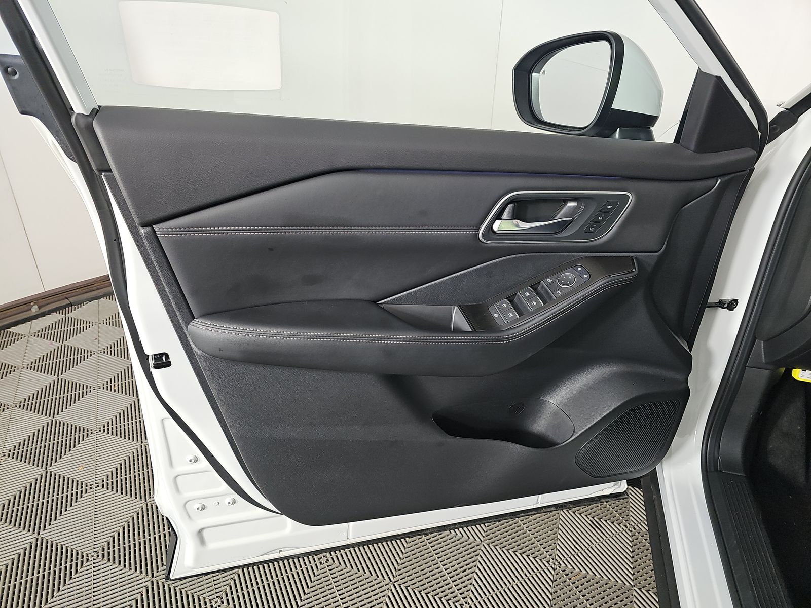 2025 Nissan Rogue Platinum AWD