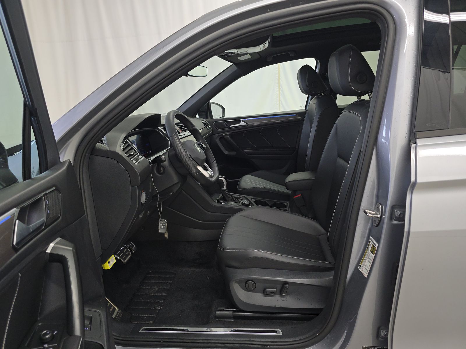 2024 Volkswagen Tiguan 2.0T SE R-Line Black AWD