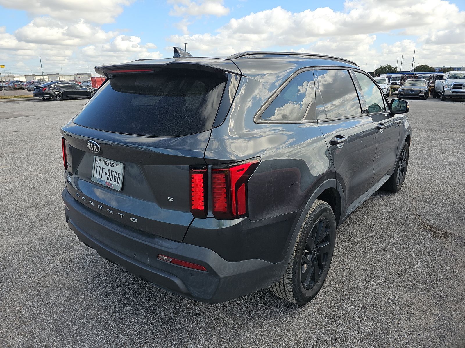 2021 Kia Sorento S AWD