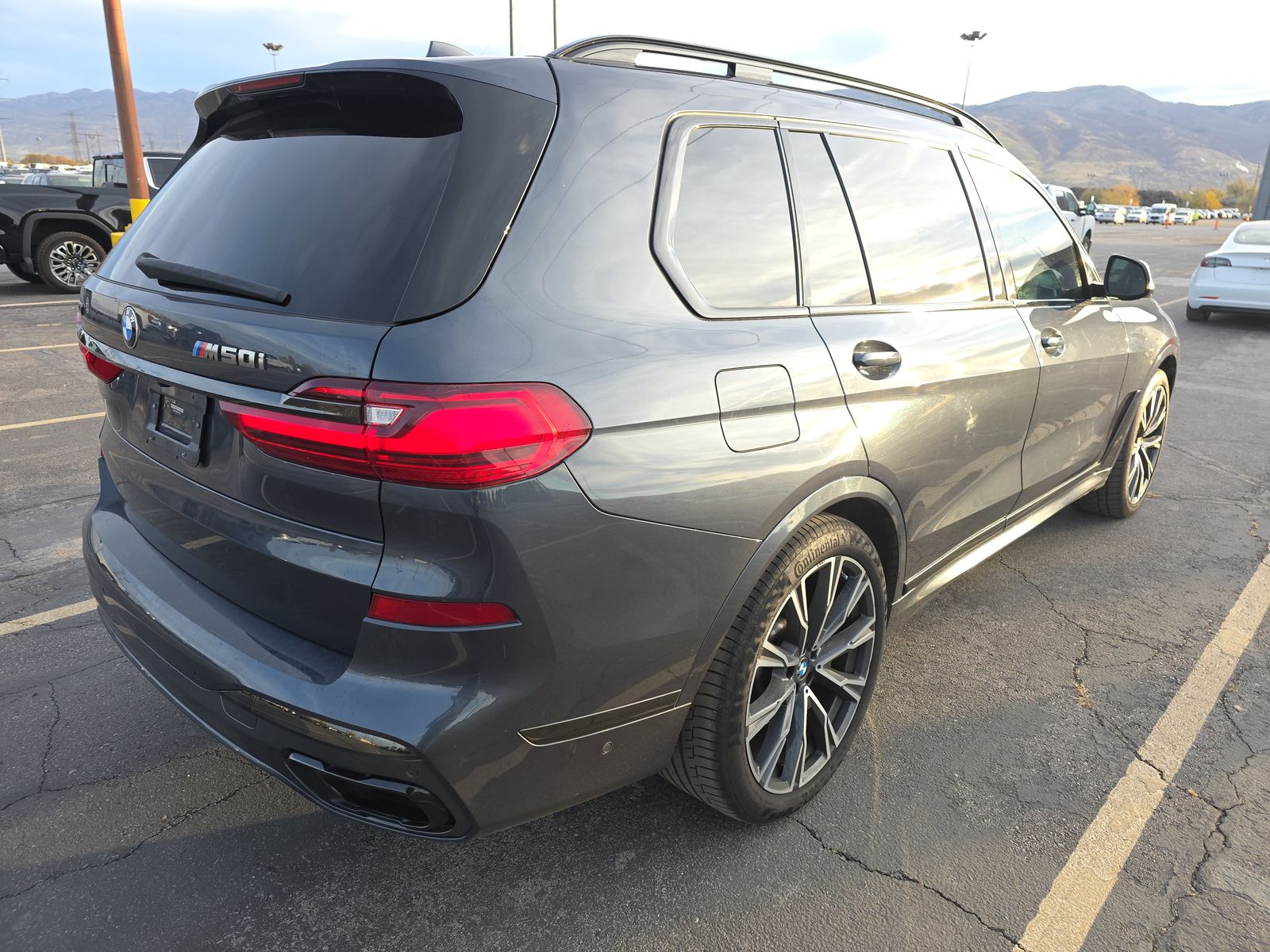 2021 BMW X7 M50i AWD