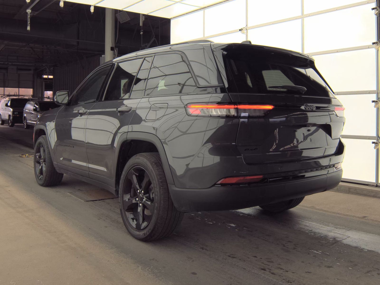 2024 Jeep Grand Cherokee Altitude AWD