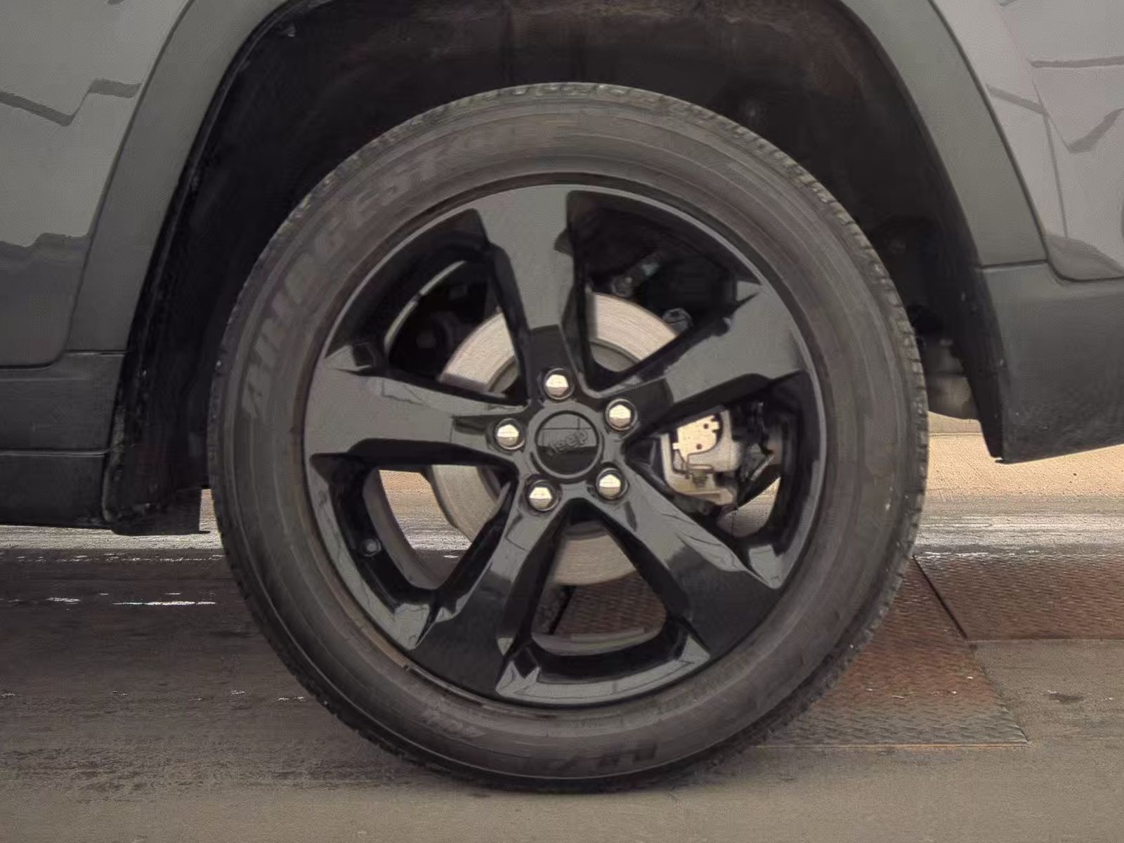 2024 Jeep Grand Cherokee Altitude AWD