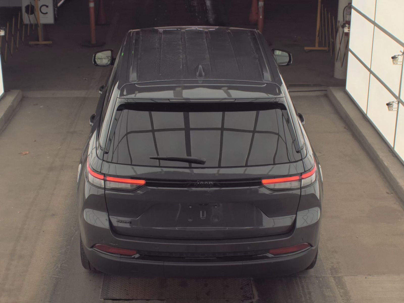 2024 Jeep Grand Cherokee Altitude AWD