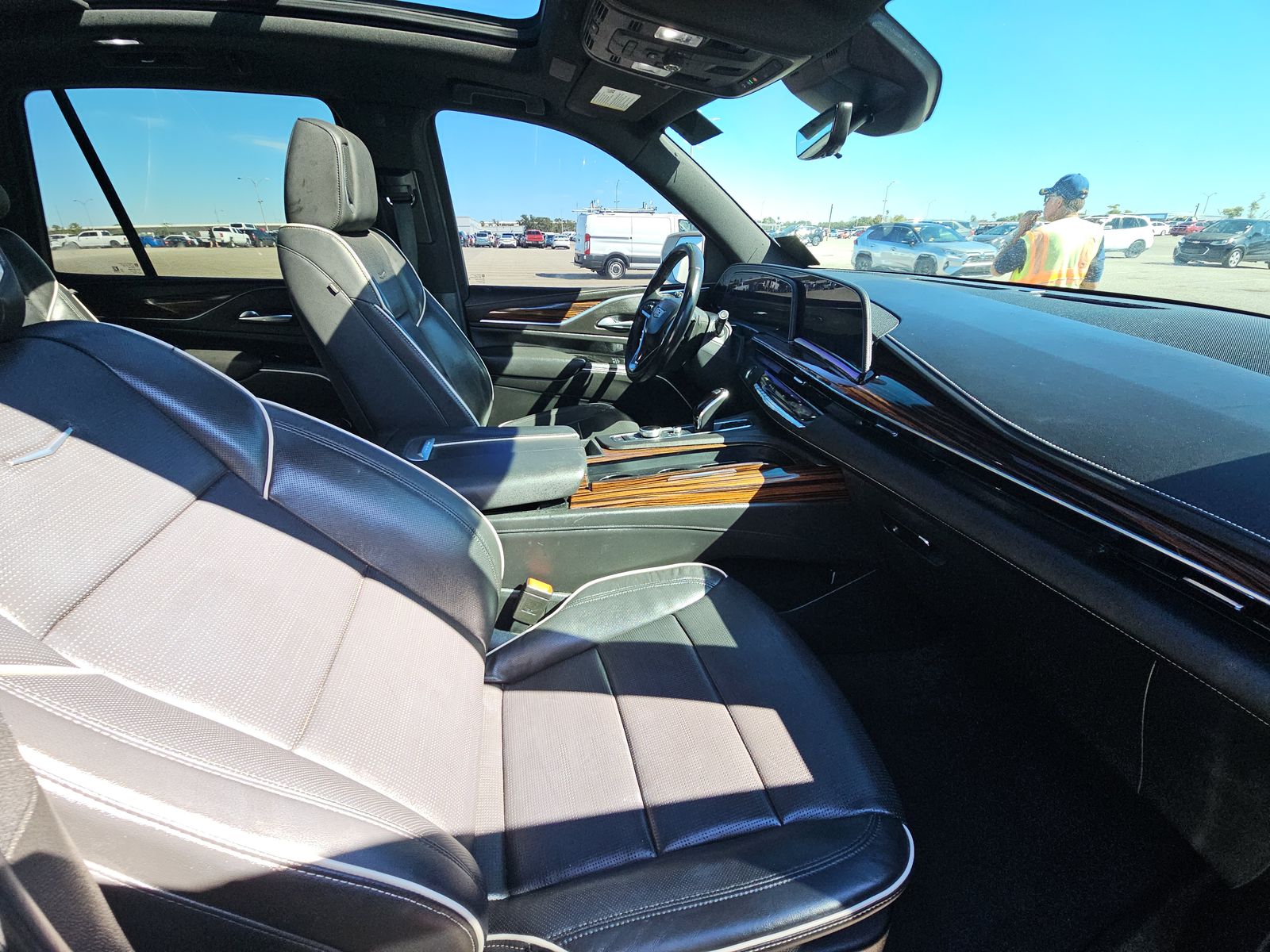 2022 Cadillac Escalade Premium Luxury AWD