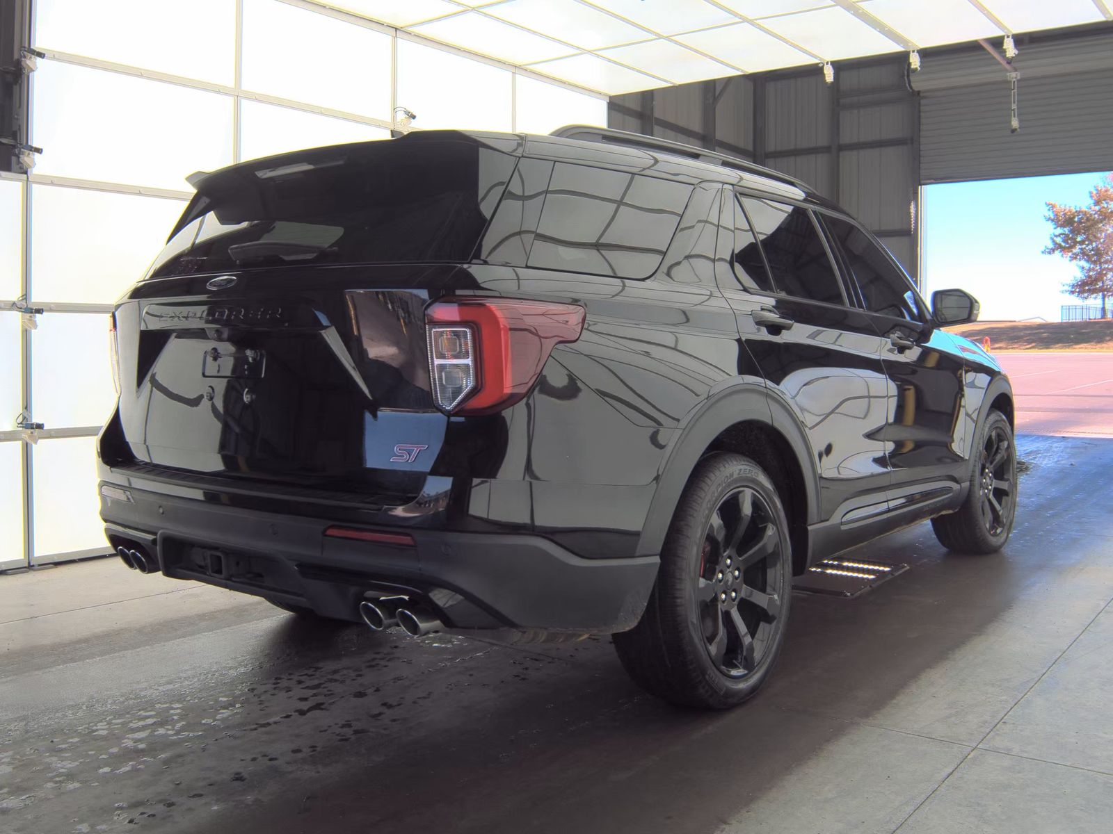 2022 Ford Explorer ST AWD