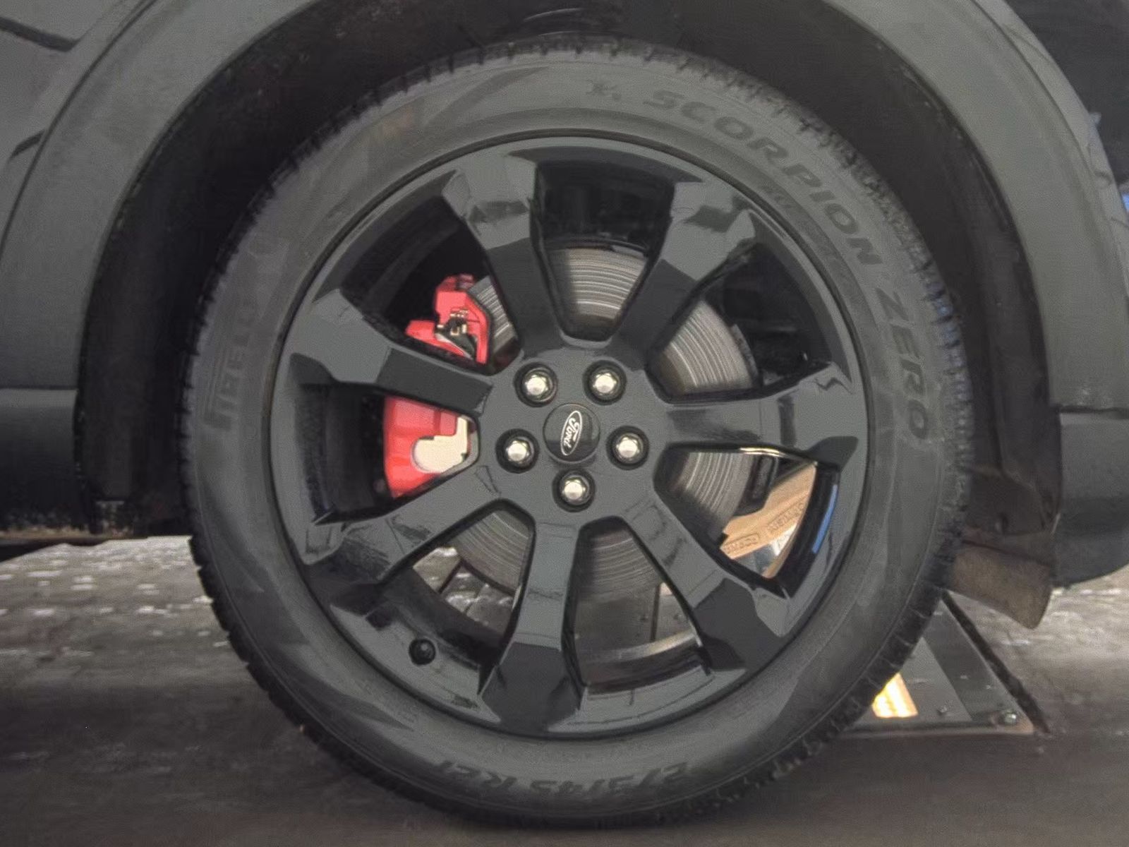 2022 Ford Explorer ST AWD