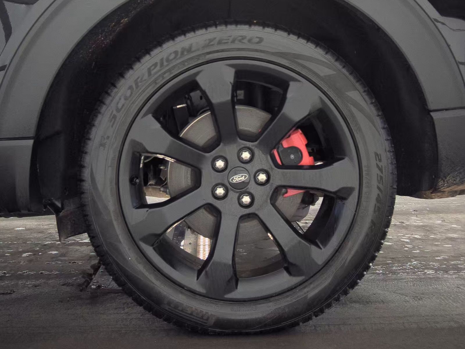 2022 Ford Explorer ST AWD