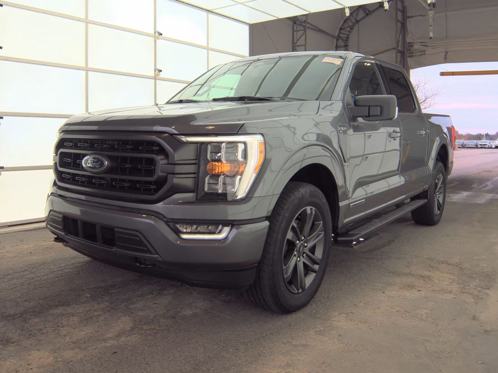2023 Ford F-150 Hybrid XLT AWD