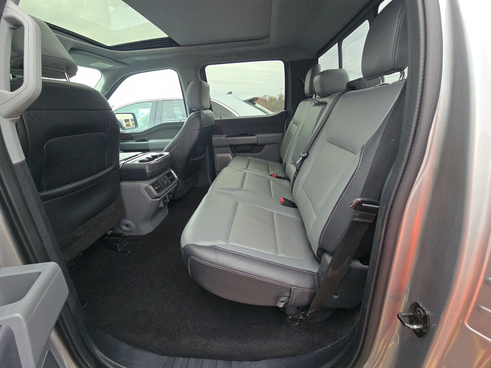 2022 Ford F-150 Lariat AWD