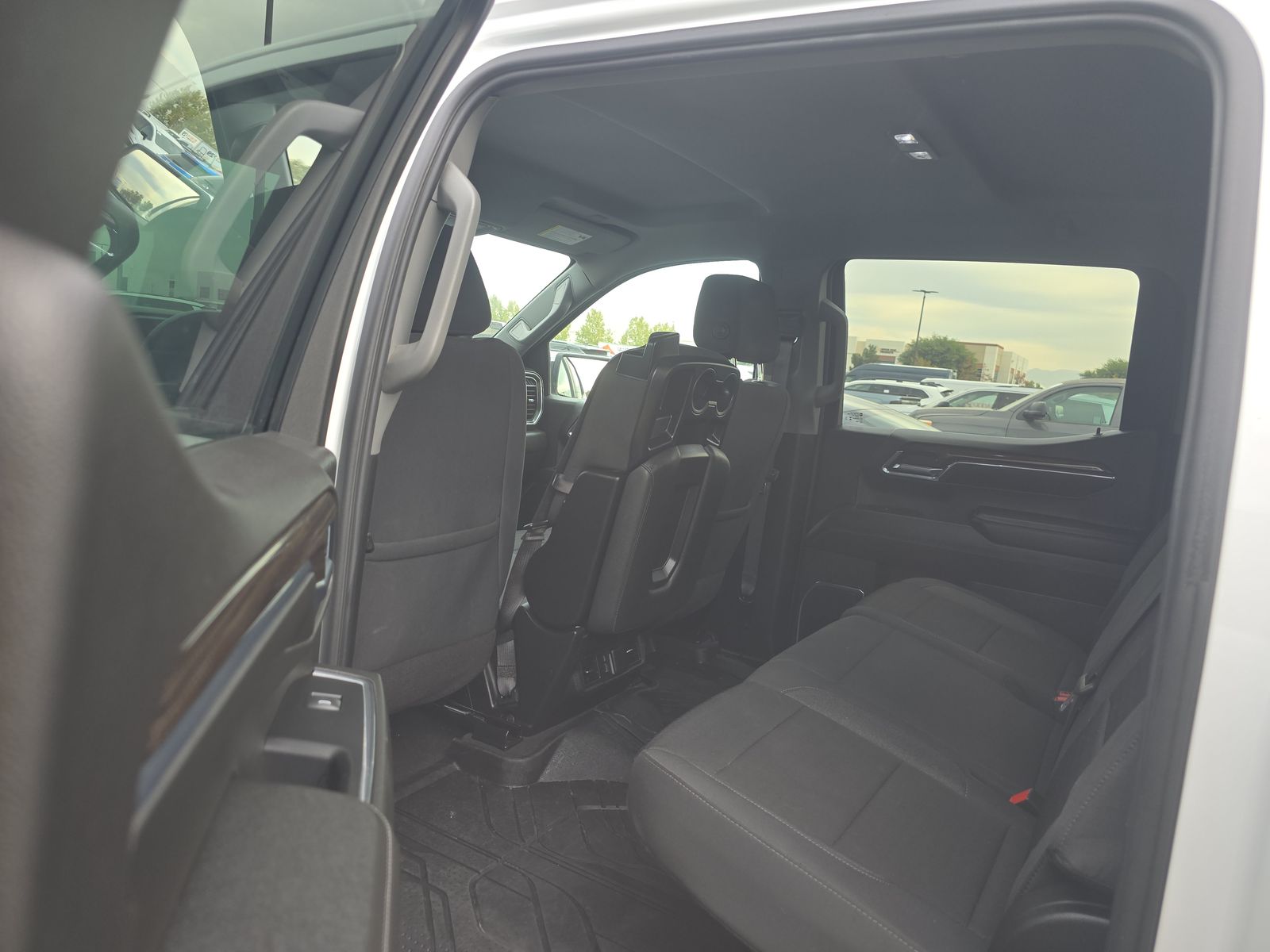 2024 Chevrolet Silverado 1500 LT AWD