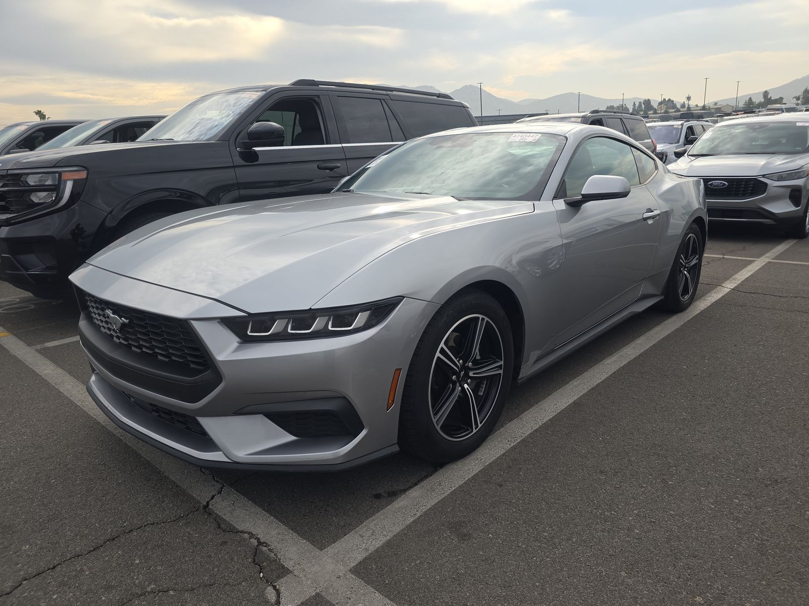 2024 Ford Mustang EcoBoost RWD