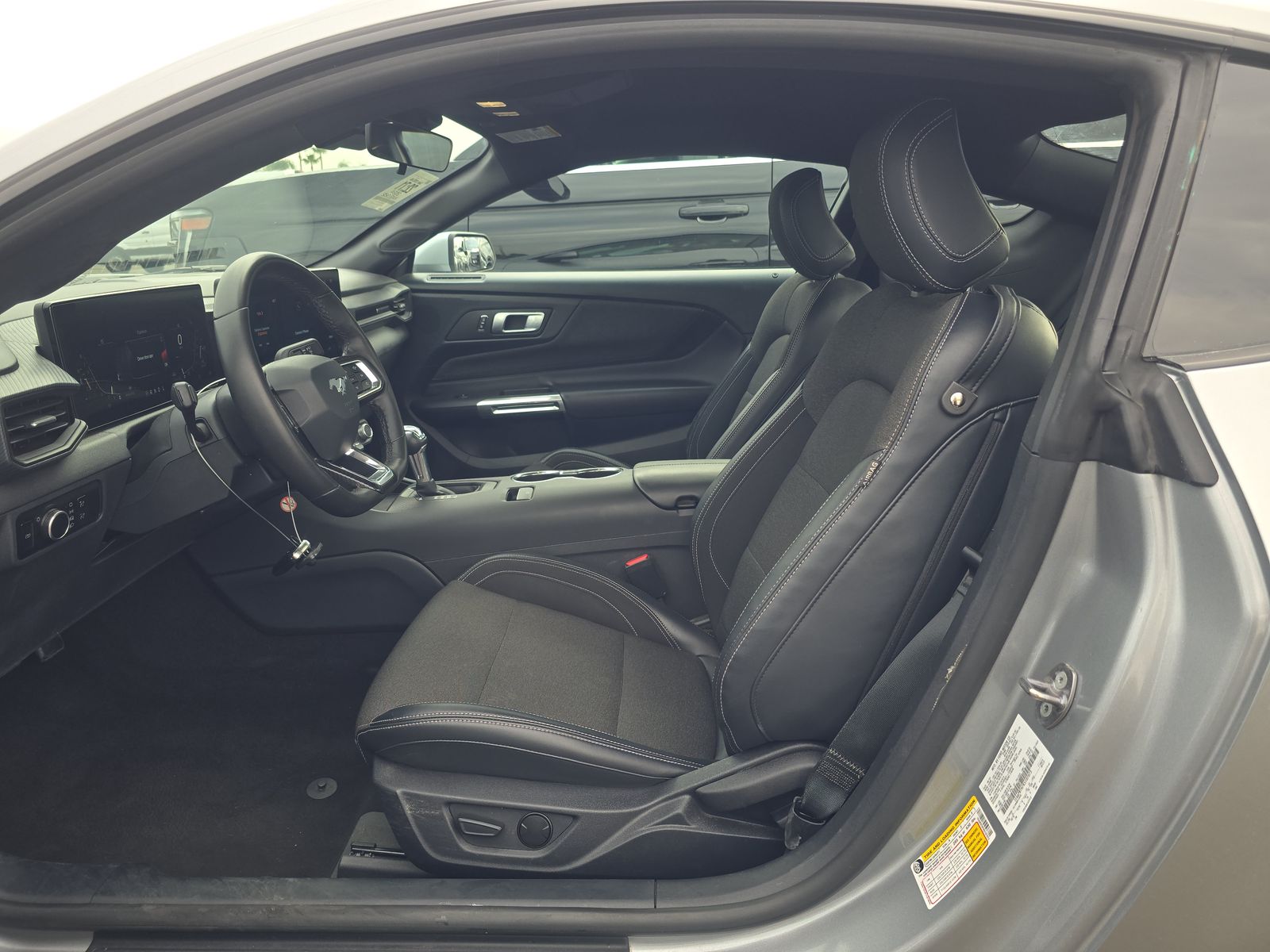 2024 Ford Mustang EcoBoost RWD