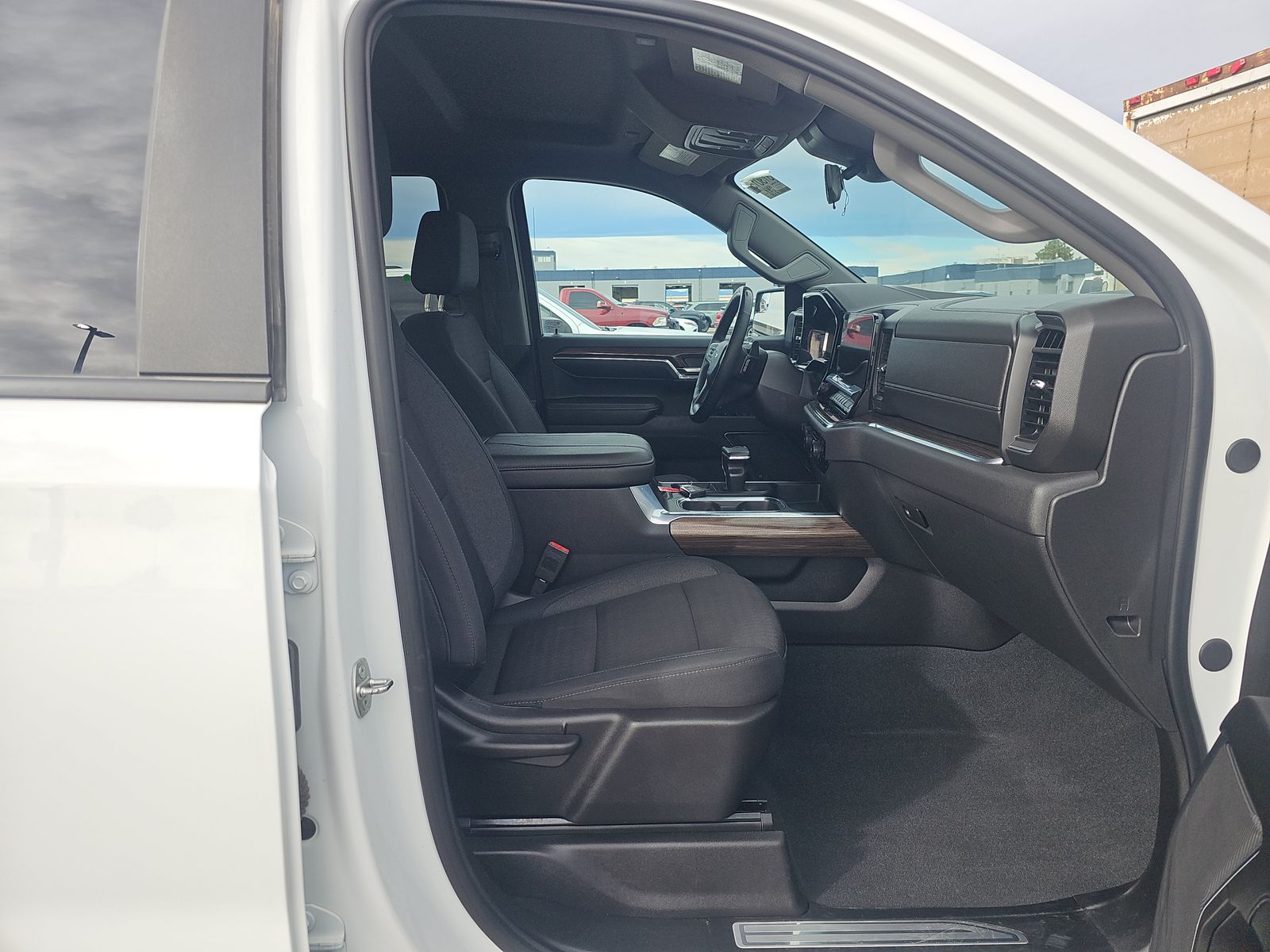 2024 Chevrolet Silverado 1500 LT Trail Boss AWD