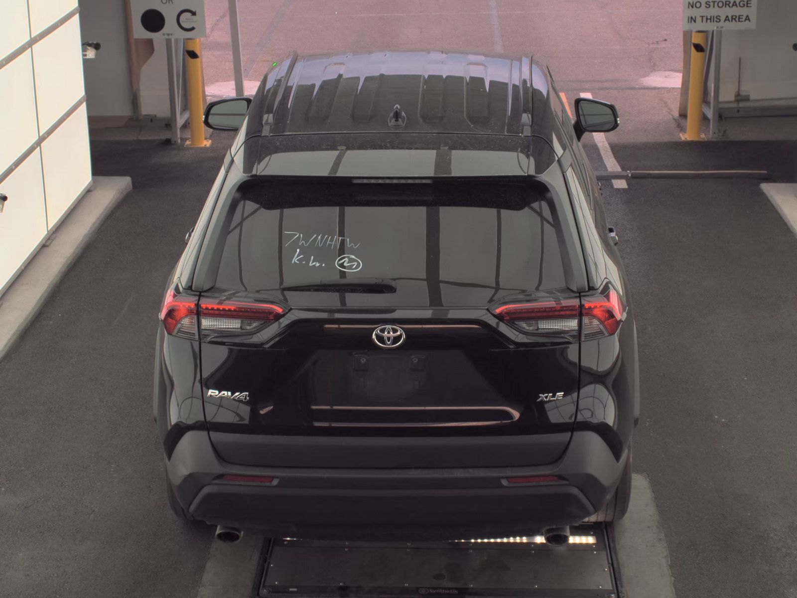 2023 Toyota RAV4 XLE FWD