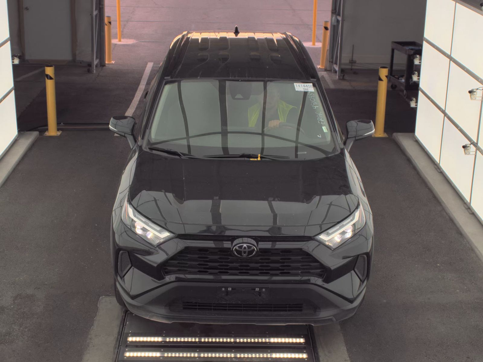 2023 Toyota RAV4 XLE FWD