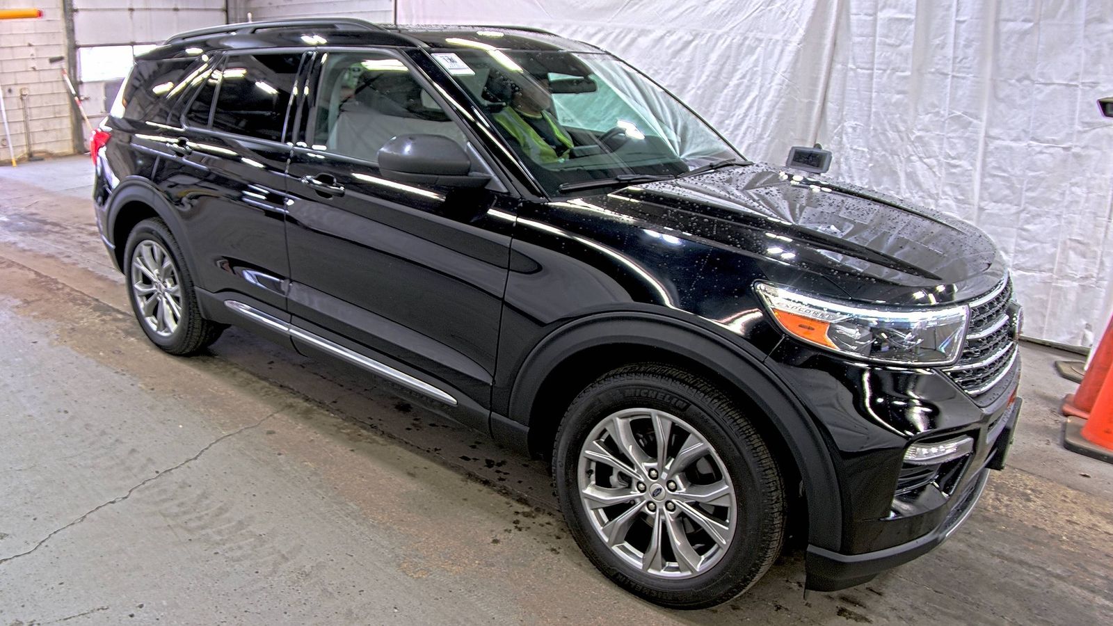 2022 Ford Explorer XLT AWD