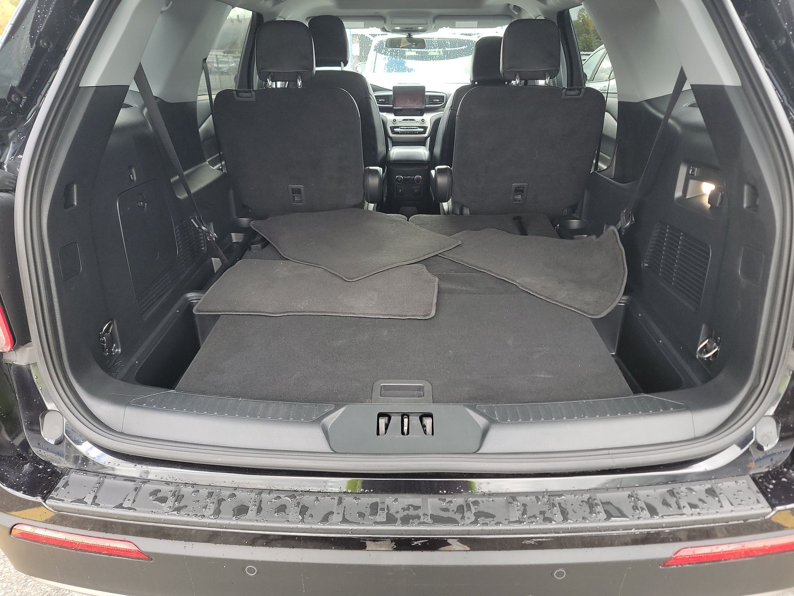 2022 Ford Explorer XLT AWD