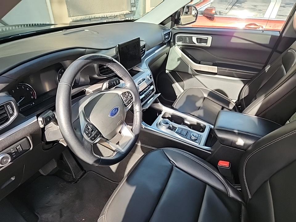 2022 Ford Explorer XLT AWD