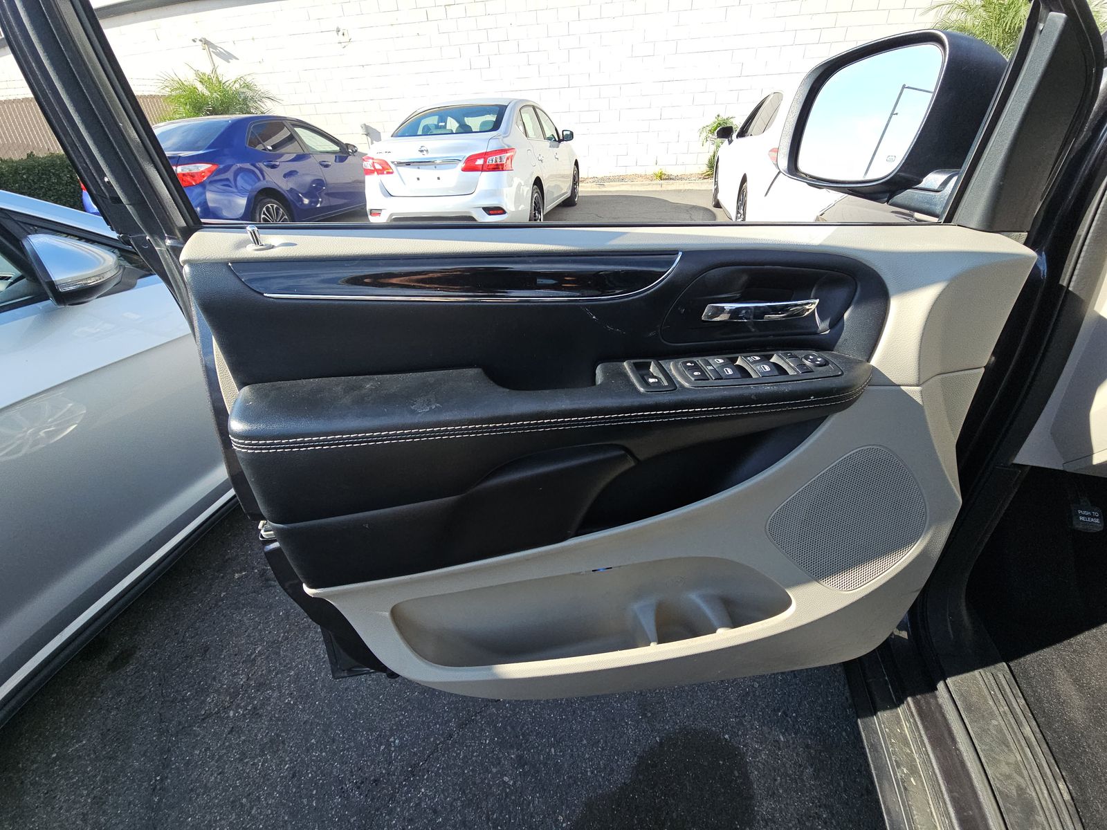 2019 Dodge Grand Caravan SXT FWD