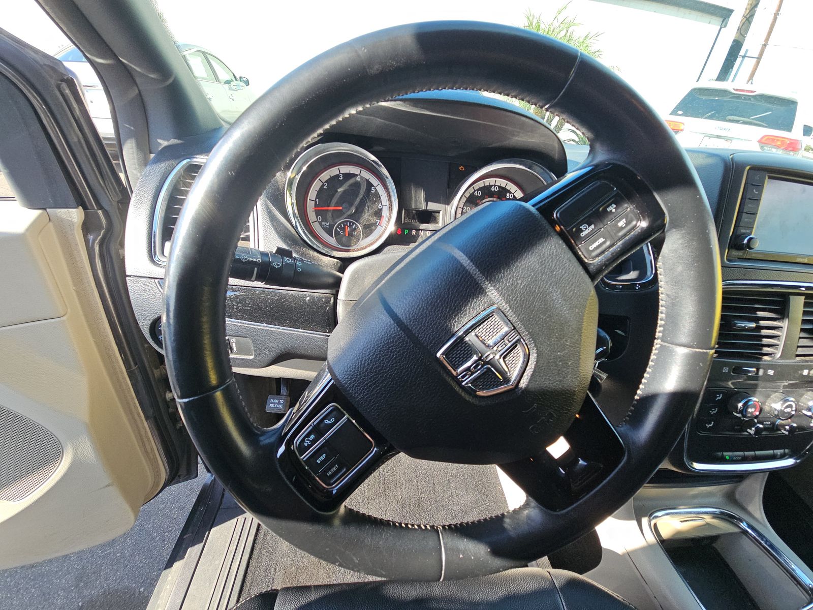 2019 Dodge Grand Caravan SXT FWD