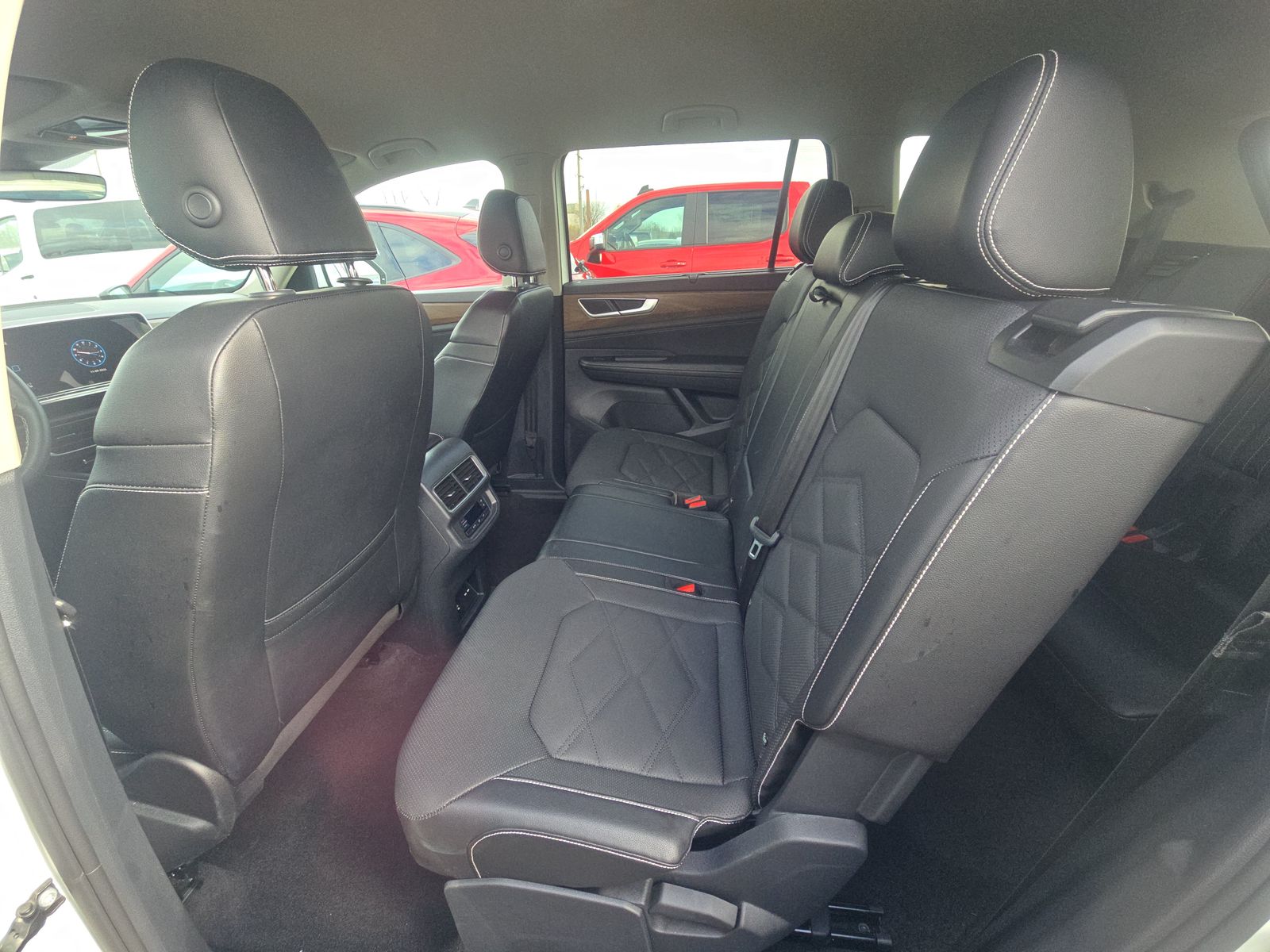 2024 Volkswagen Atlas 2.0T SE AWD