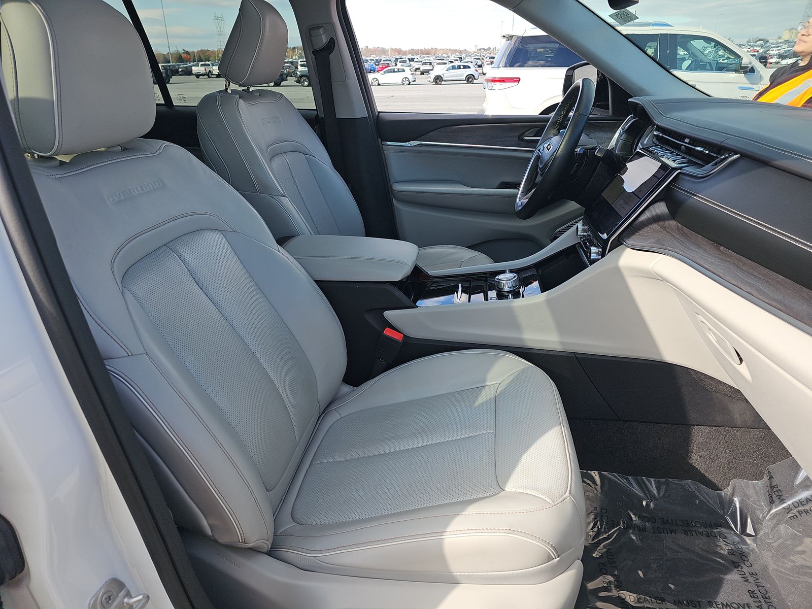 2022 Jeep Grand Cherokee Overland AWD