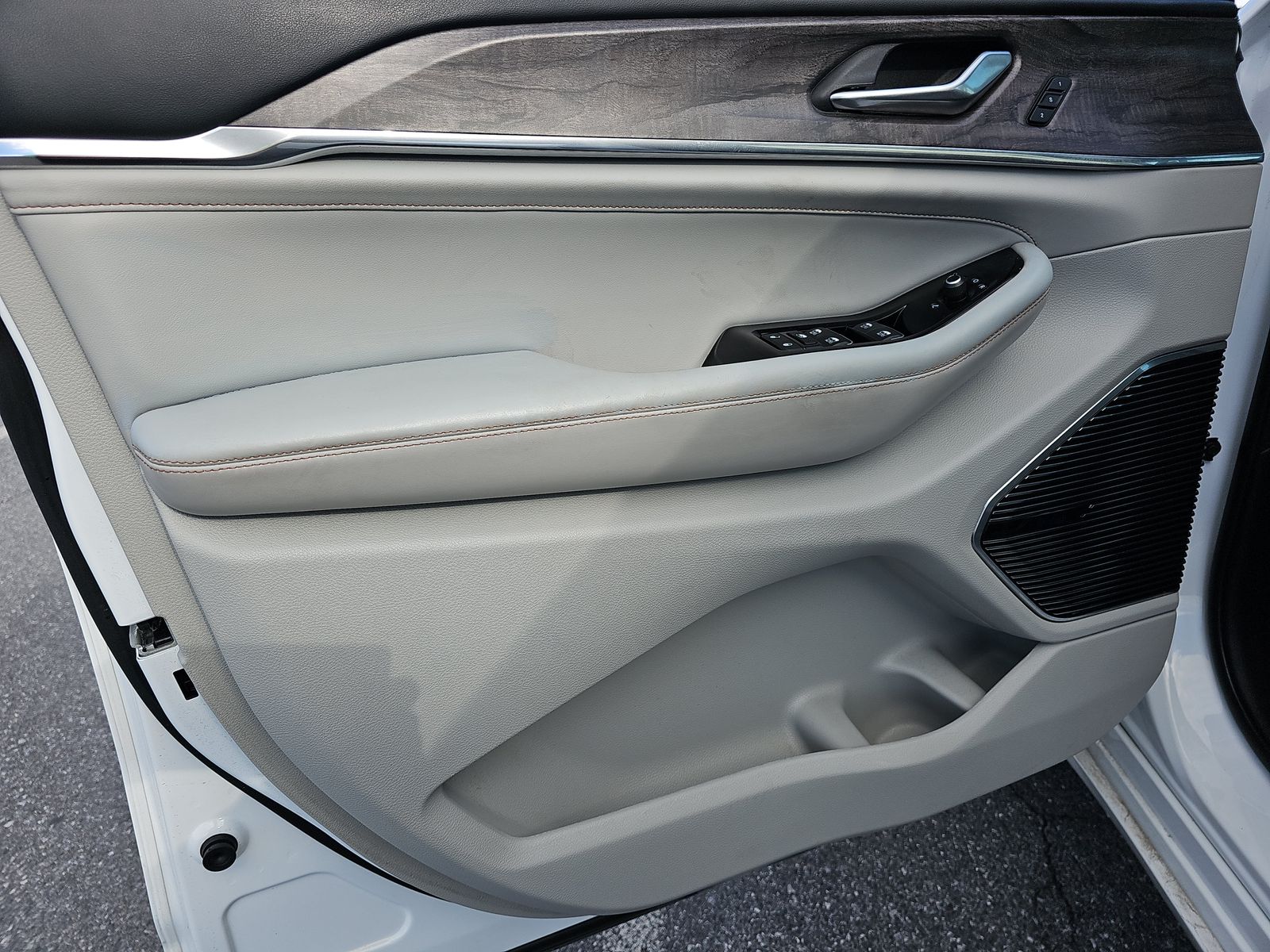 2022 Jeep Grand Cherokee Overland AWD