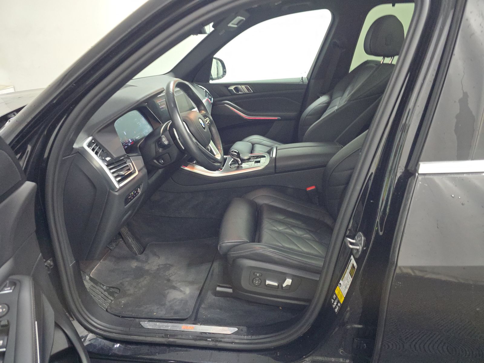 2023 BMW X5 xDrive40i AWD