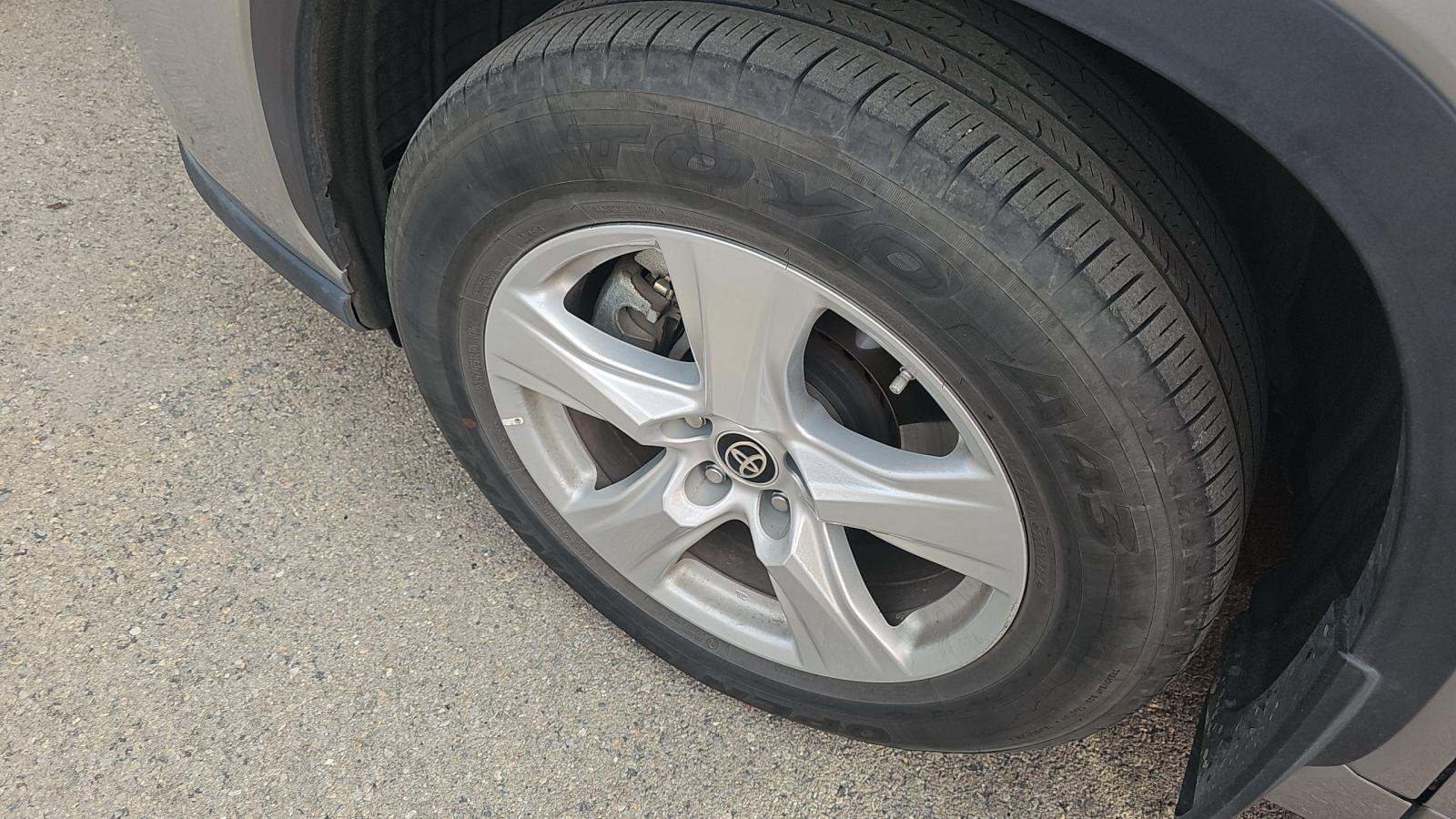 2024 Toyota Highlander LE AWD