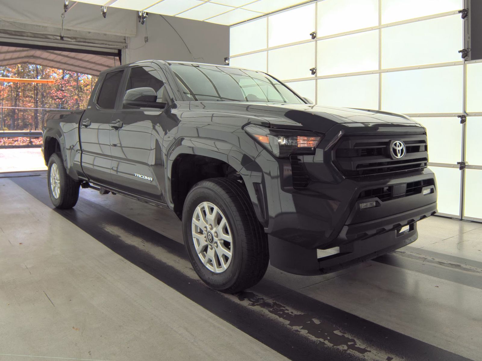 2025 Toyota Tacoma SR5 RWD