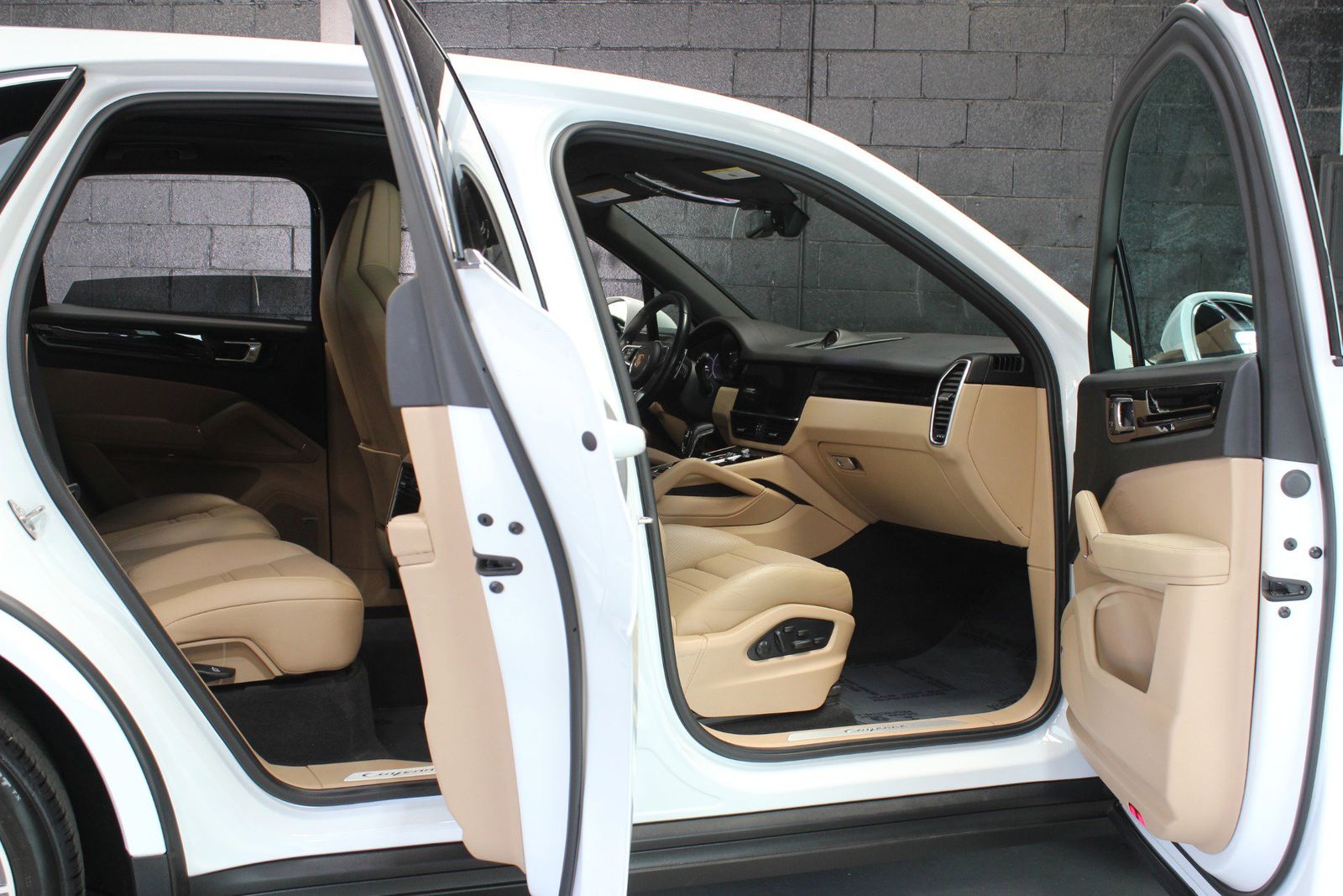 2022 Porsche Cayenne Base AWD