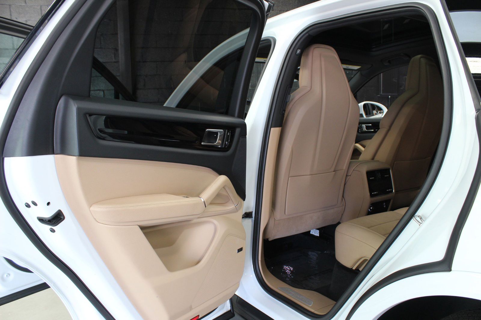 2022 Porsche Cayenne Base AWD