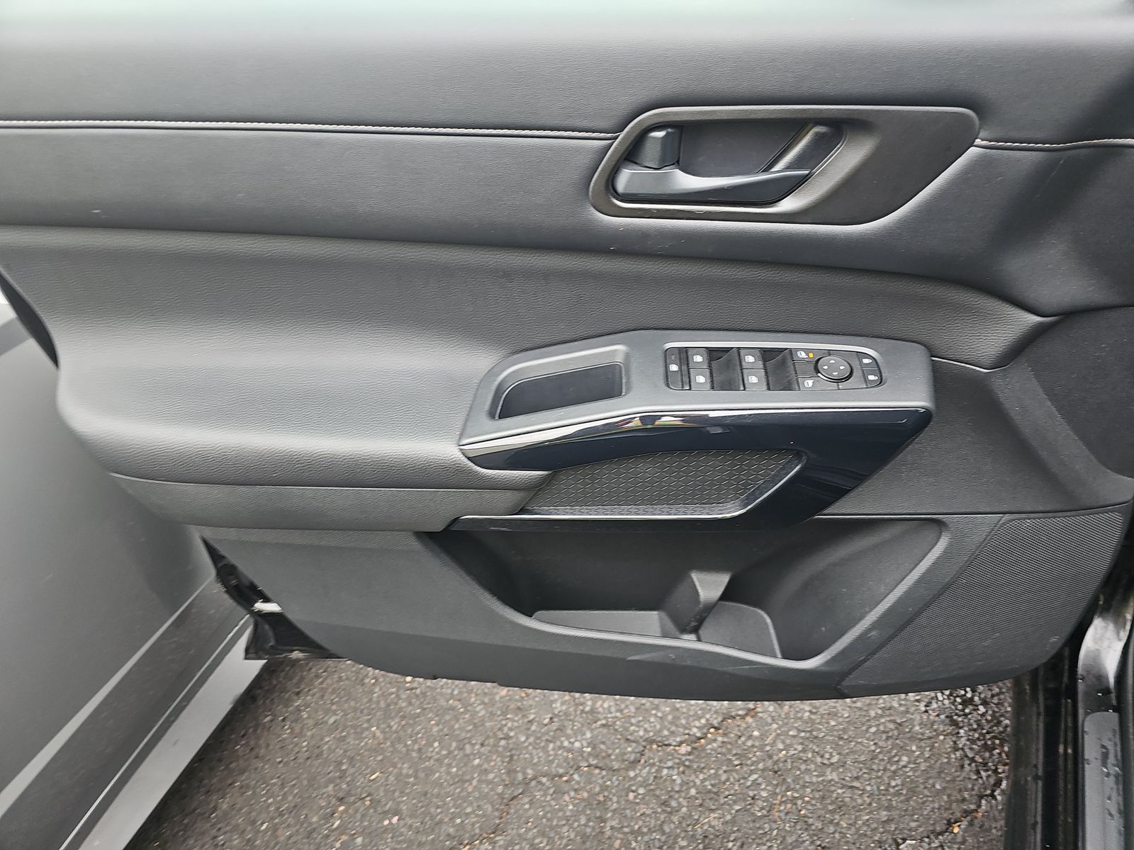 2024 Nissan Pathfinder S AWD