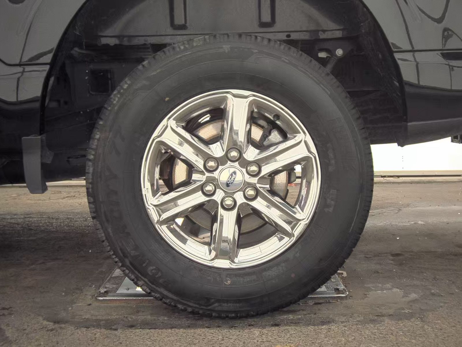 2024 Ford F-150 XLT AWD