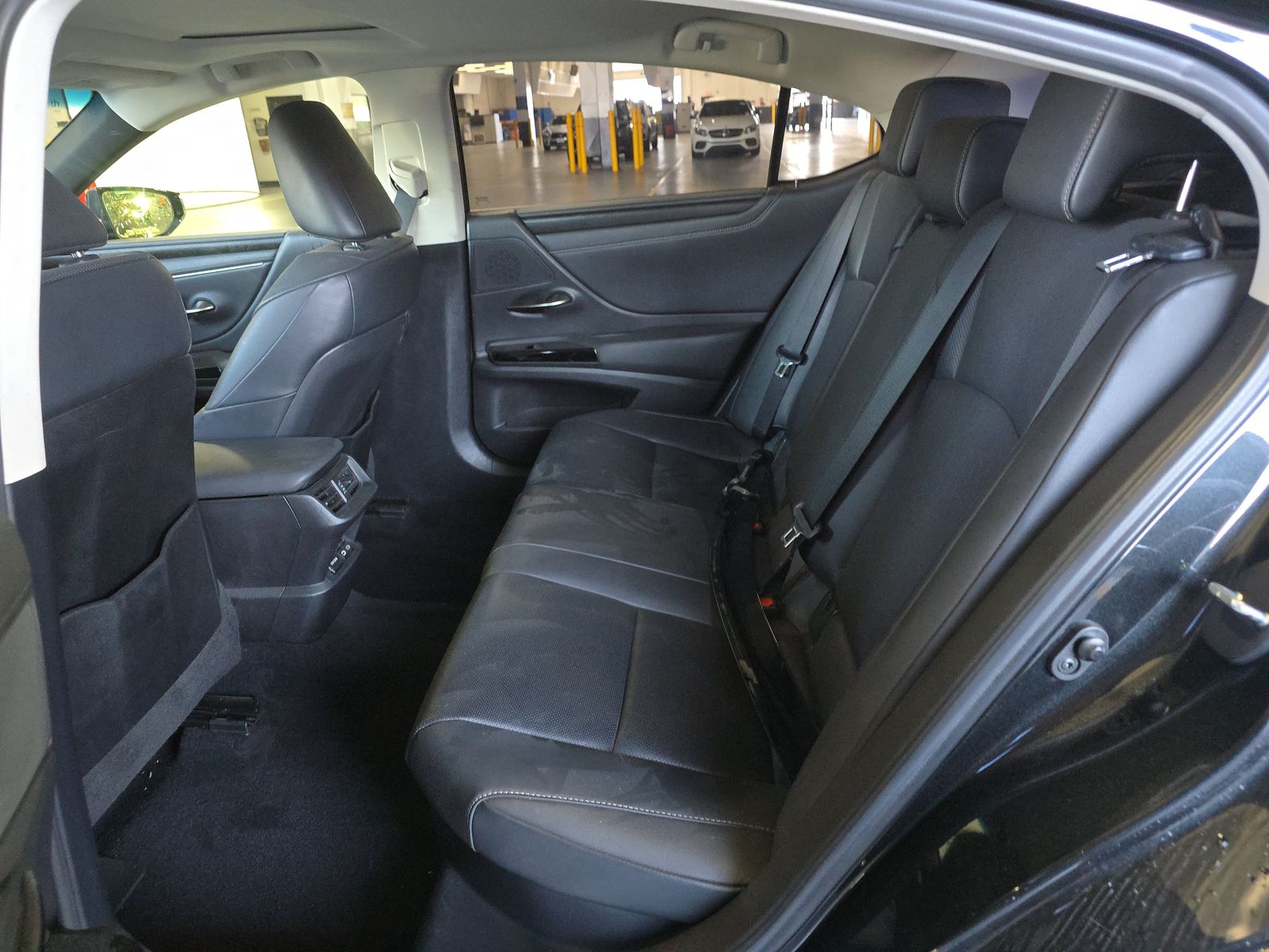 2022 Lexus ES ES 300h FWD