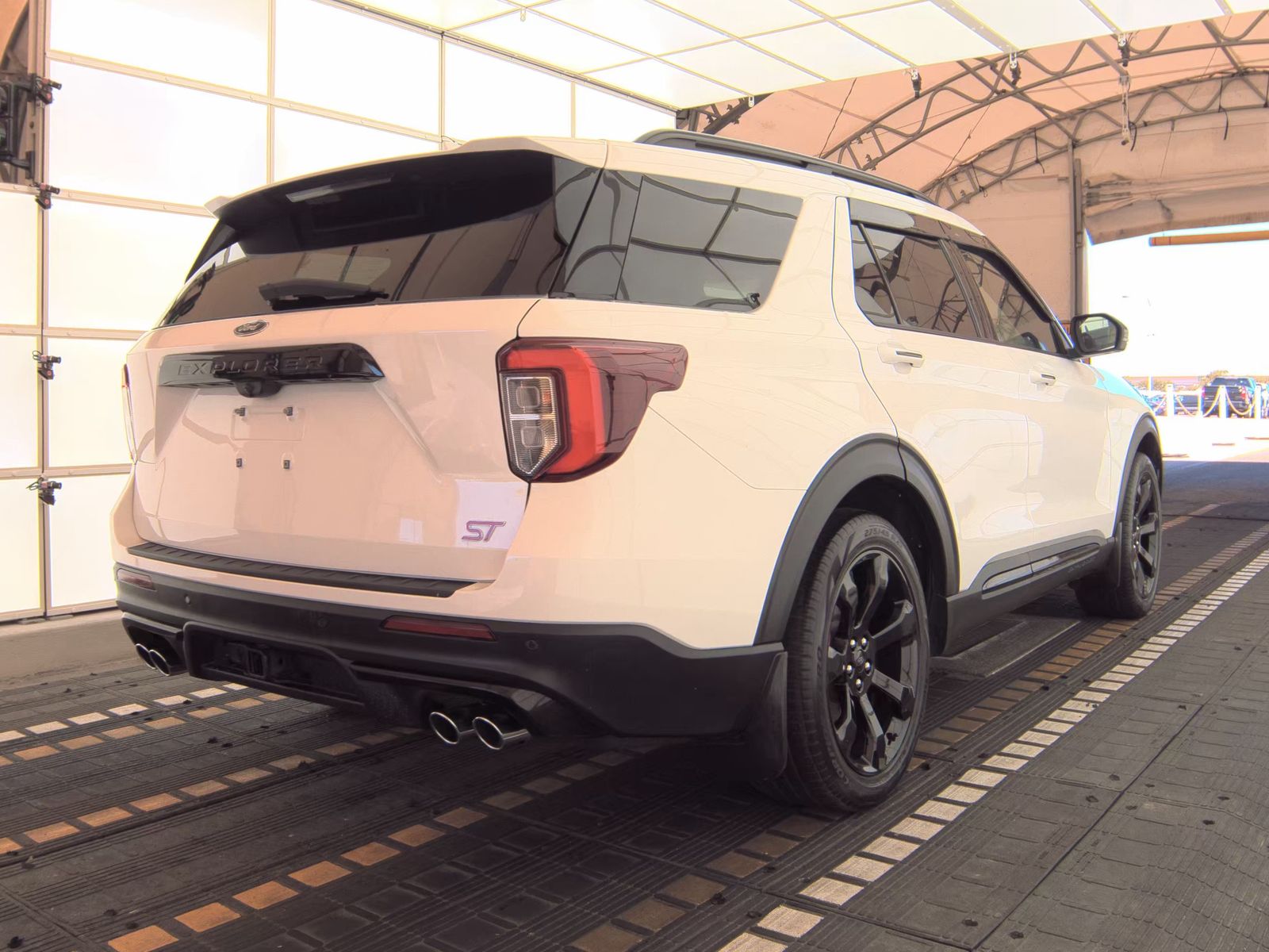 2022 Ford Explorer ST FWD