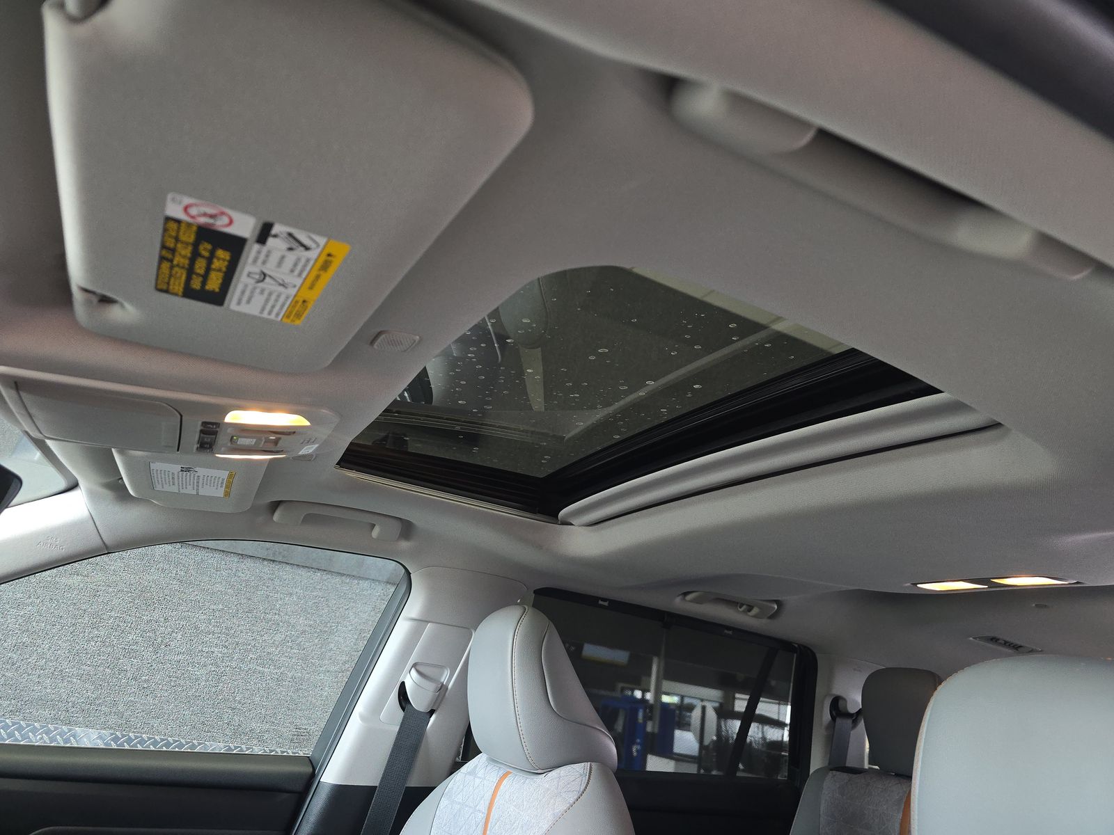 2023 Toyota Highlander Hybrid Bronze Edition AWD