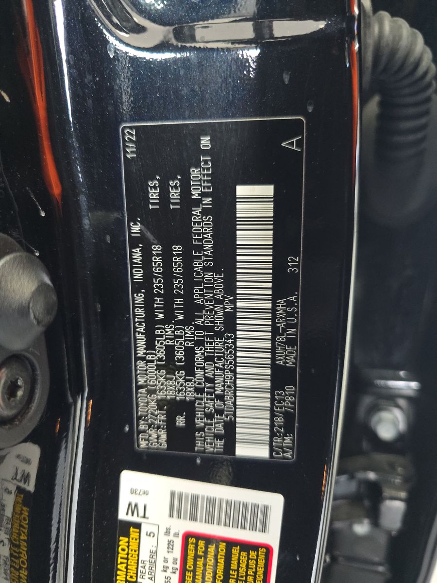 2023 Toyota Highlander Hybrid Bronze Edition AWD