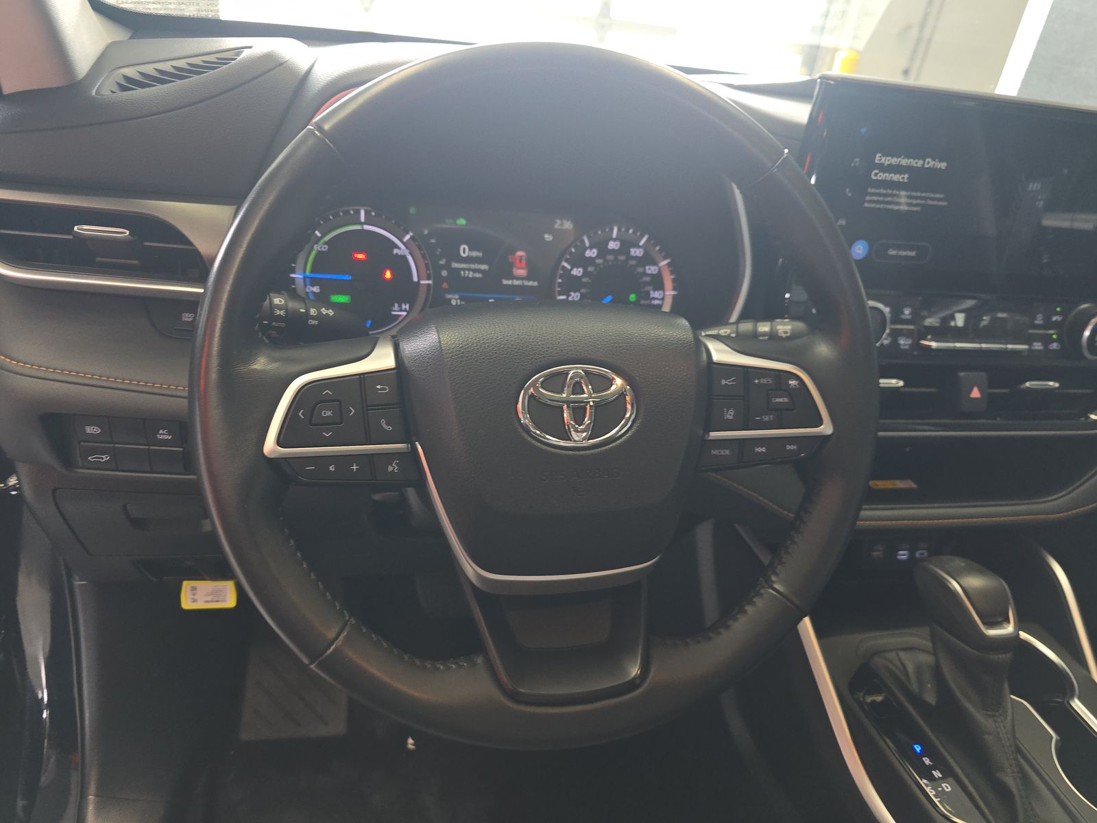 2023 Toyota Highlander Hybrid Bronze Edition AWD