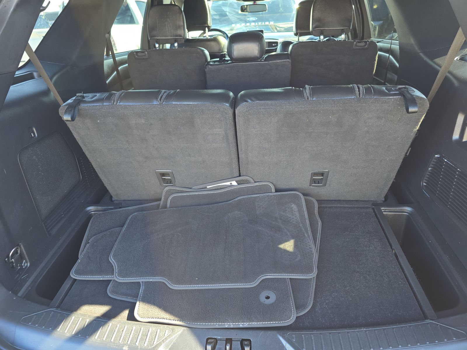 2022 Ford Explorer ST FWD