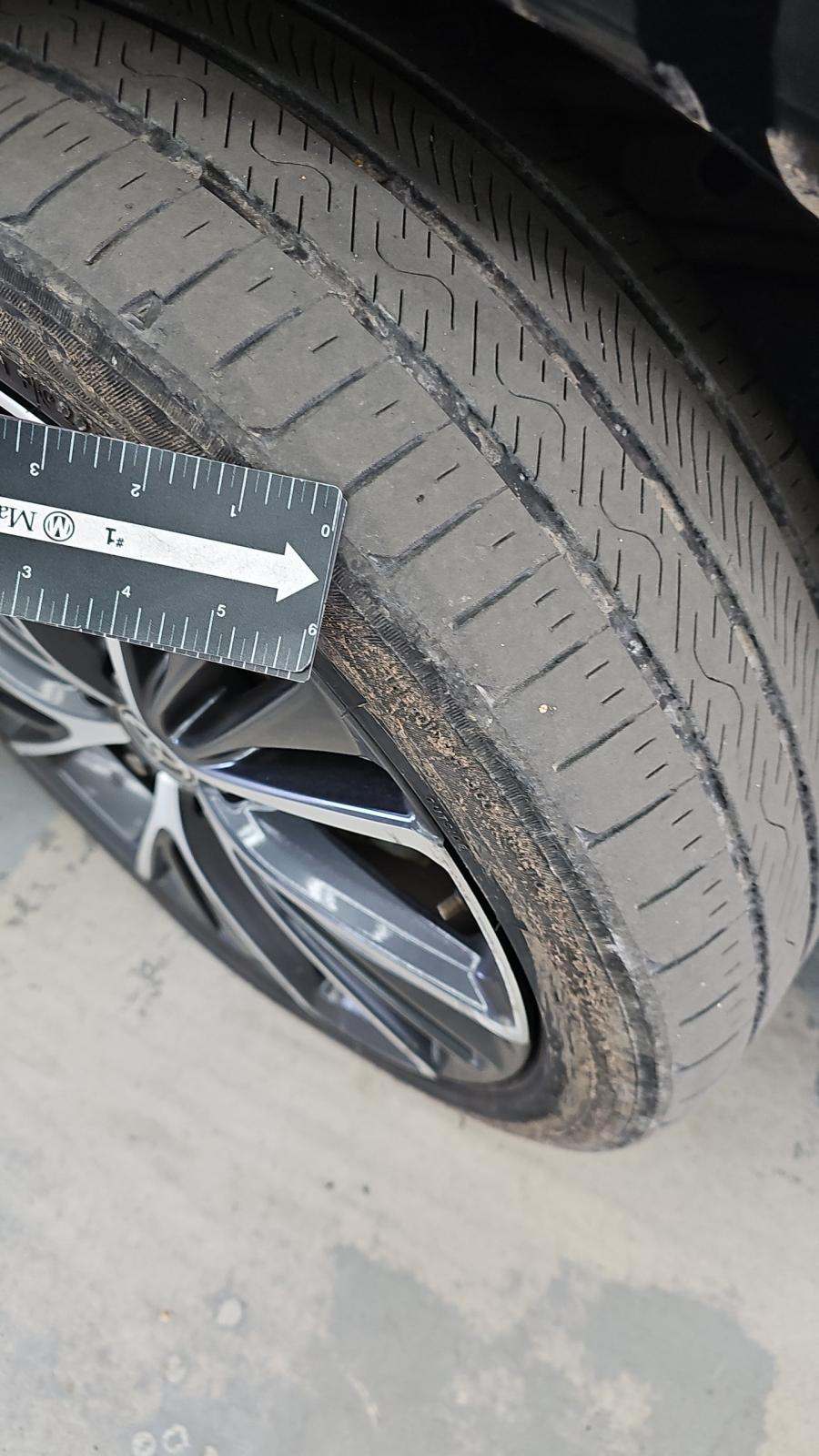 2024 Toyota Prius XLE FWD