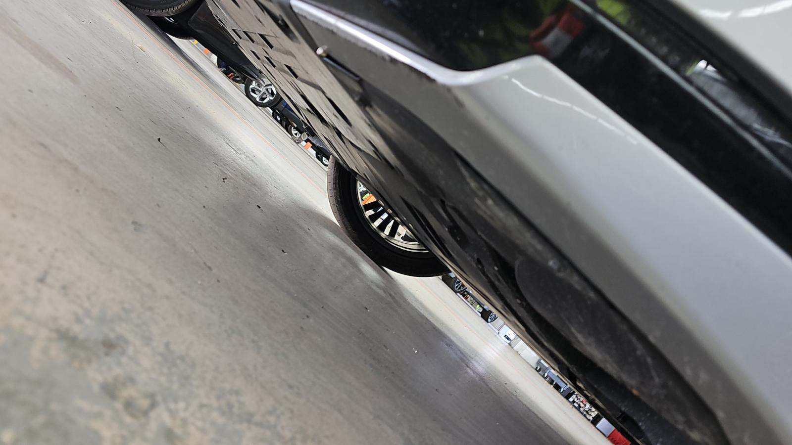 2024 Toyota Prius XLE FWD