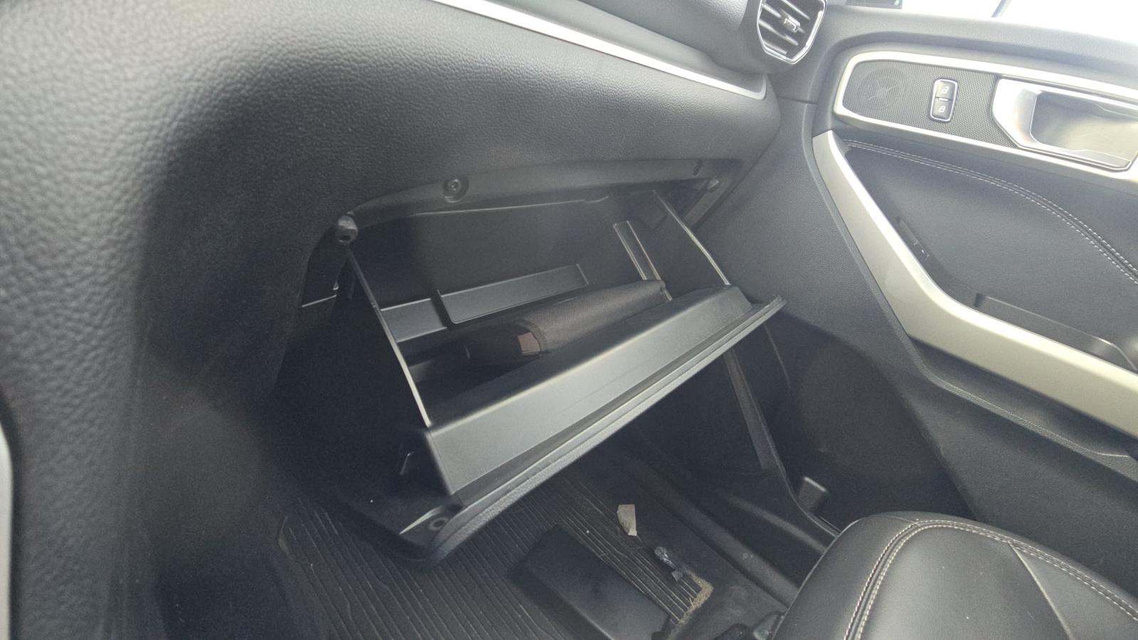 2023 Ford Explorer XLT AWD