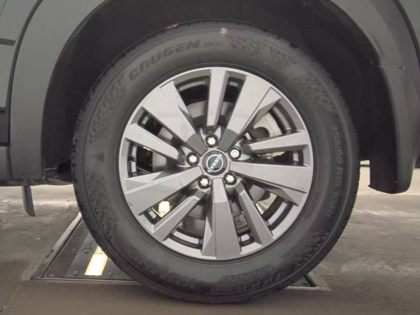 2024 Nissan Pathfinder S AWD