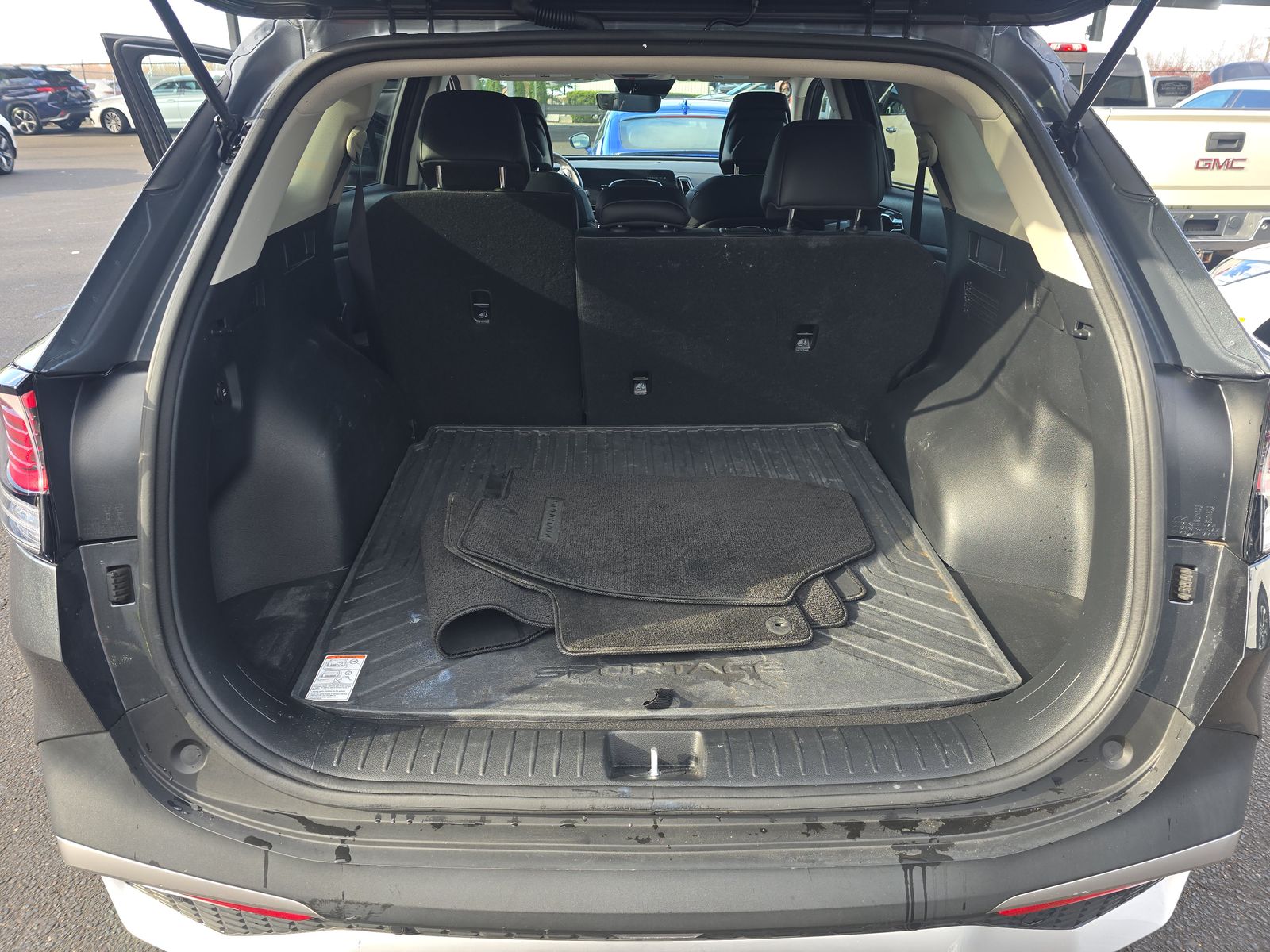 2024 Kia Sportage EX AWD