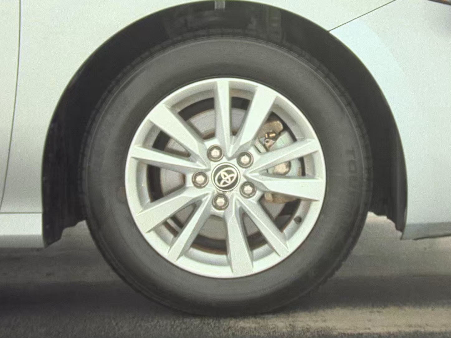 2025 Toyota Camry LE FWD