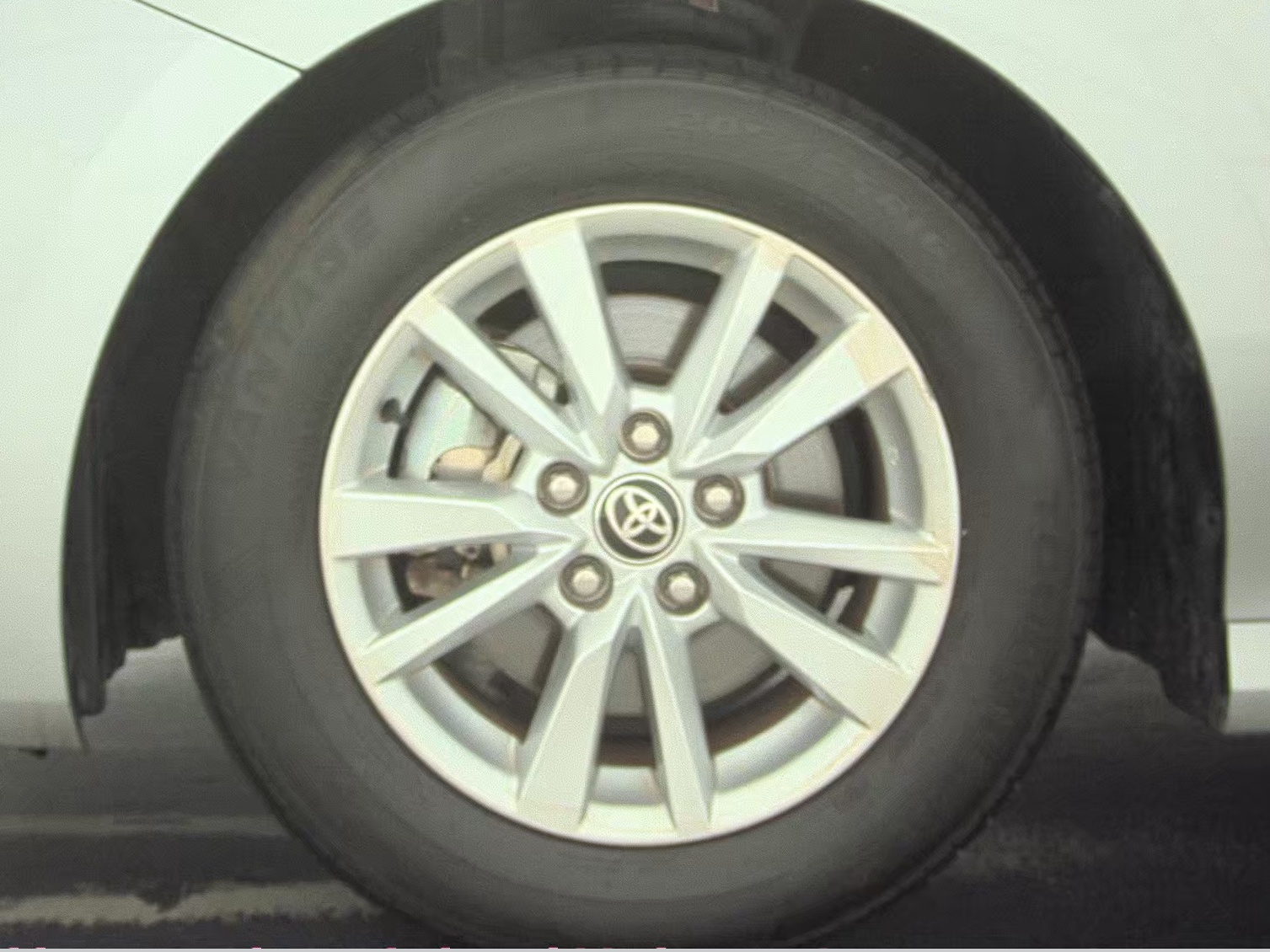 2025 Toyota Camry LE FWD