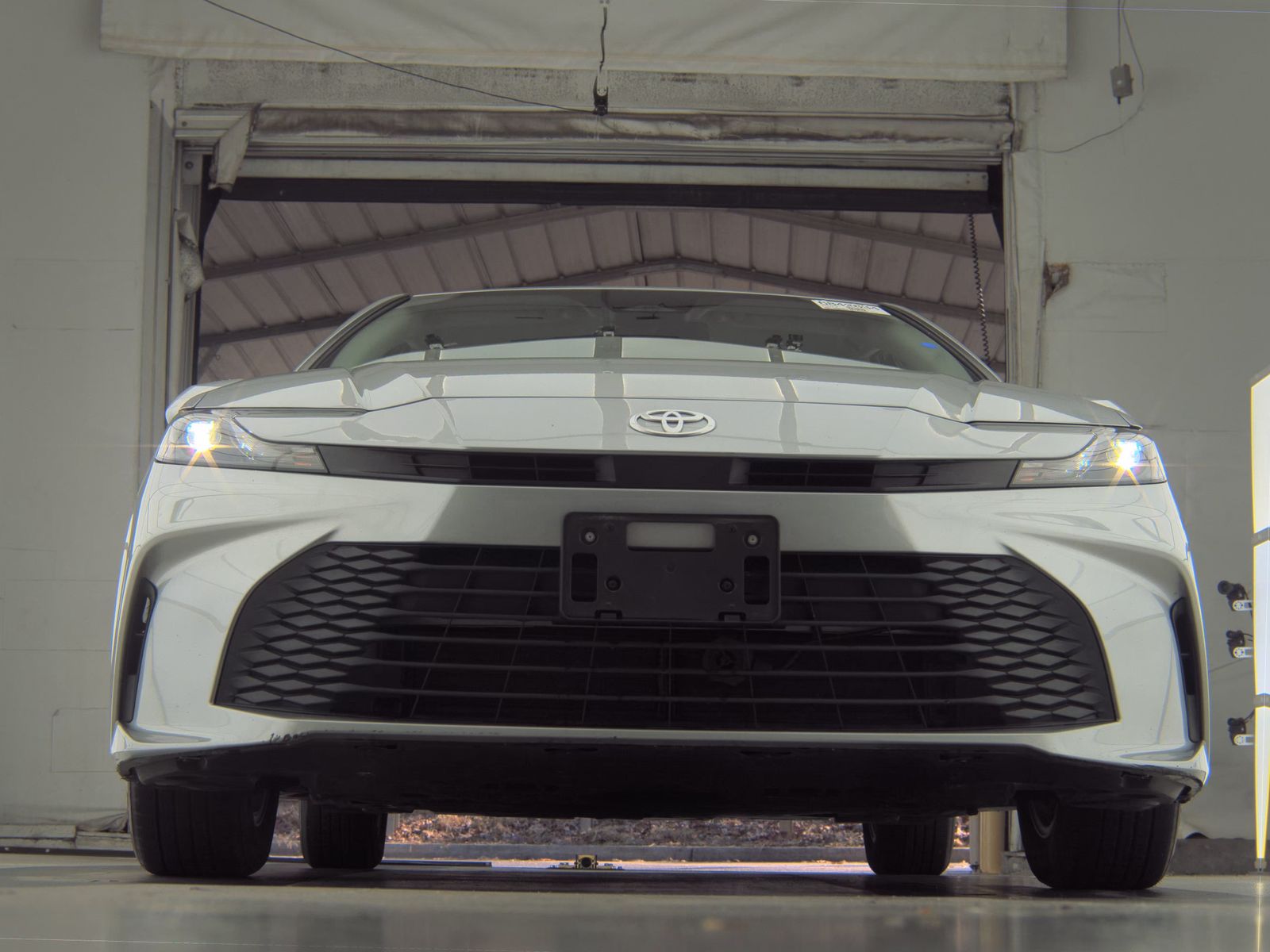 2025 Toyota Camry LE FWD