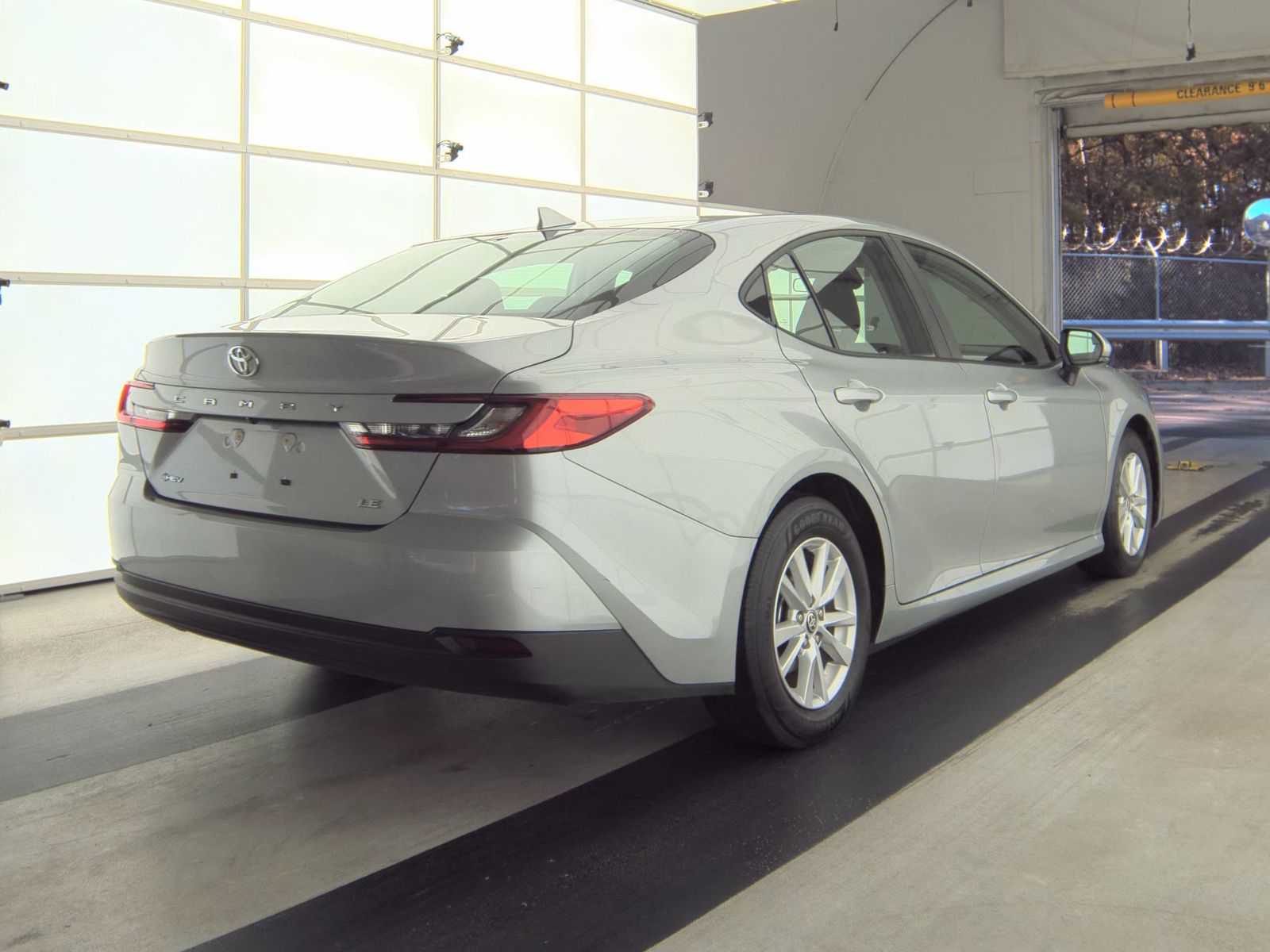 2025 Toyota Camry LE FWD